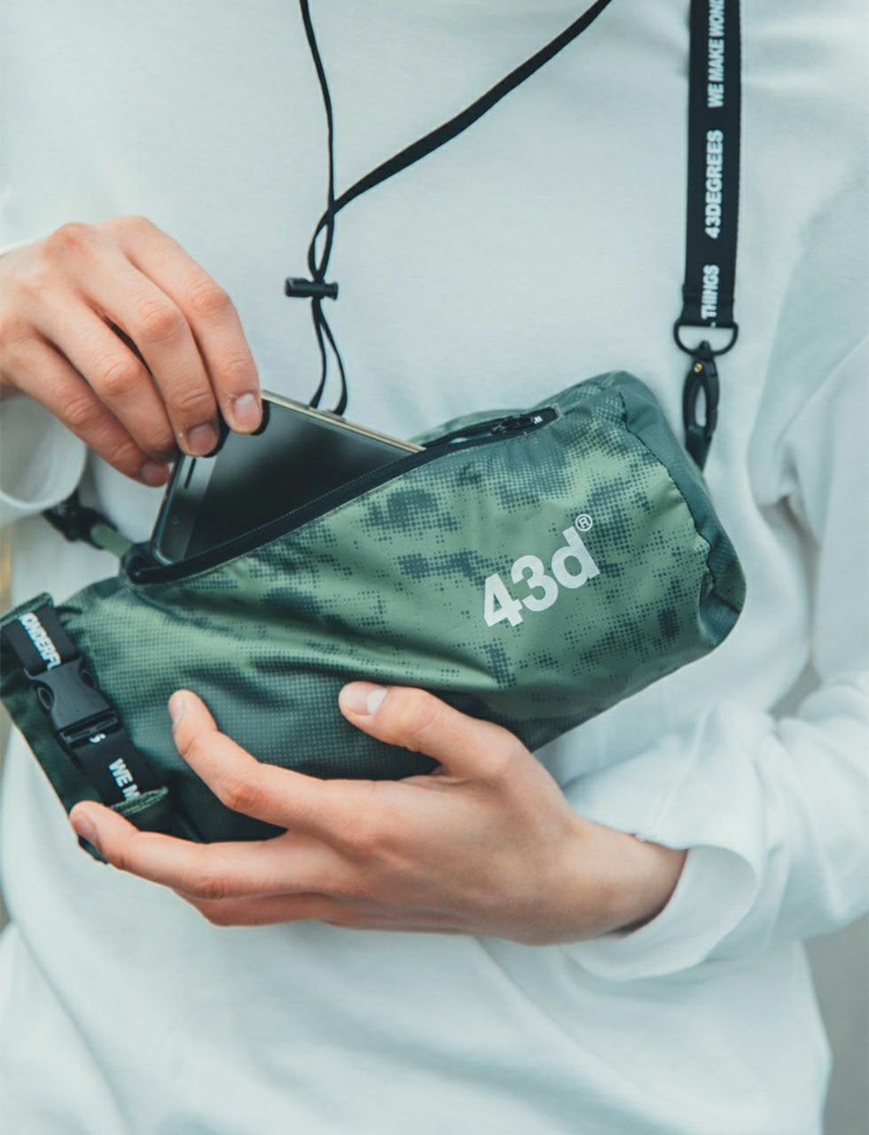 ショルダーベルト付きオリジナルレインポンチョ