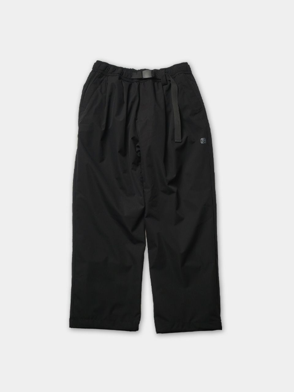 パラシュートタックパンツ