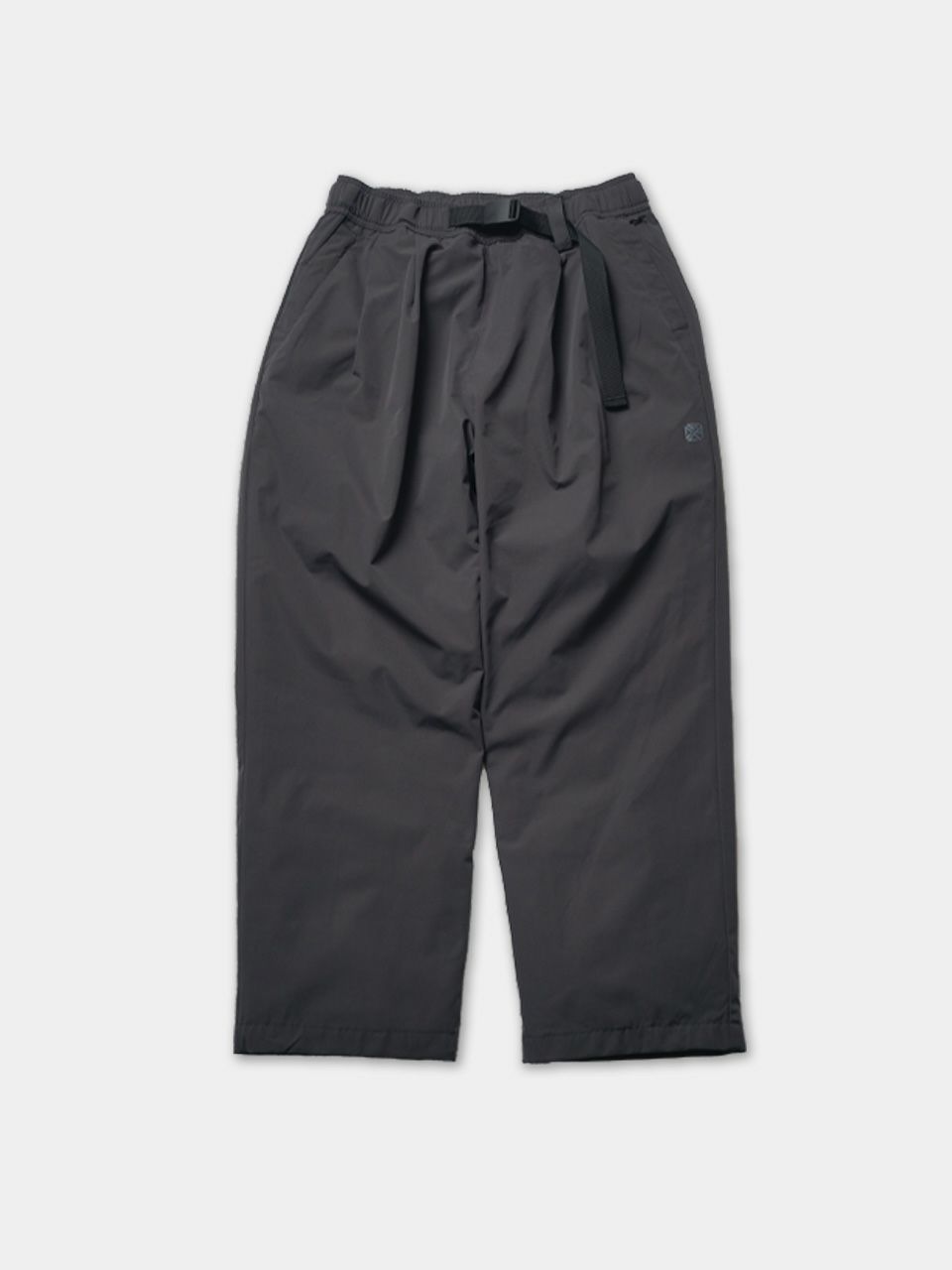 パラシュートタックパンツ